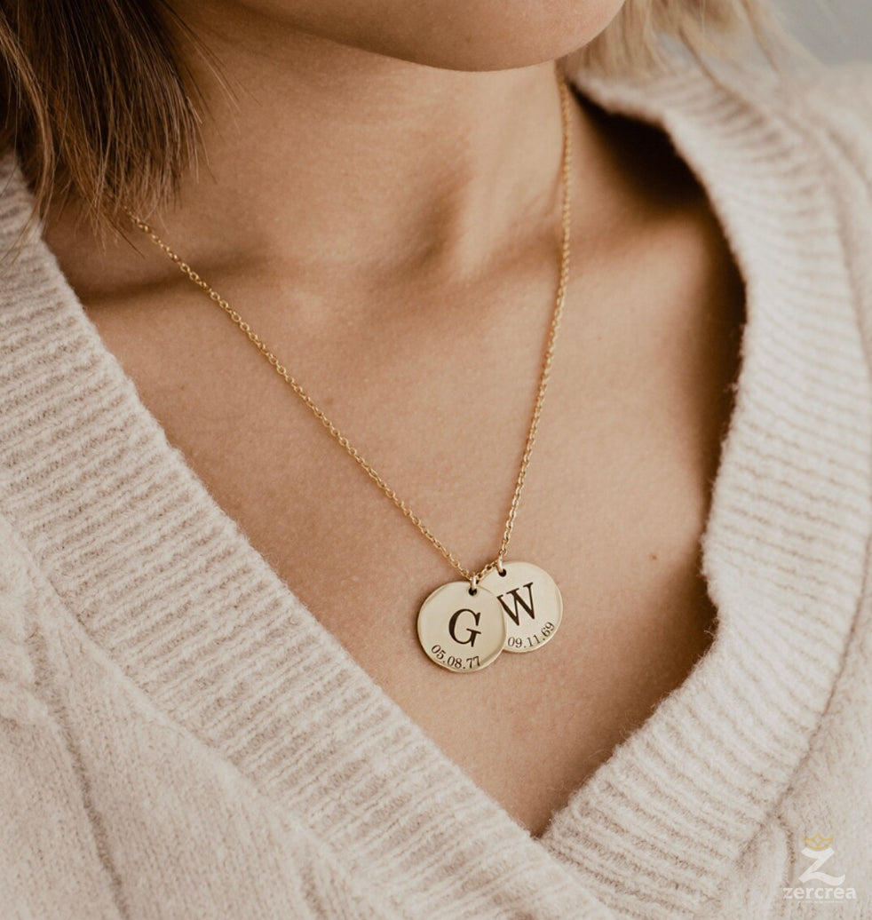 Collier gravé avec initiale, prénom ou date